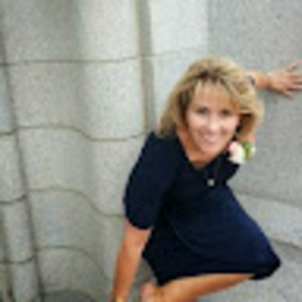 Meet your Posher, Maurine